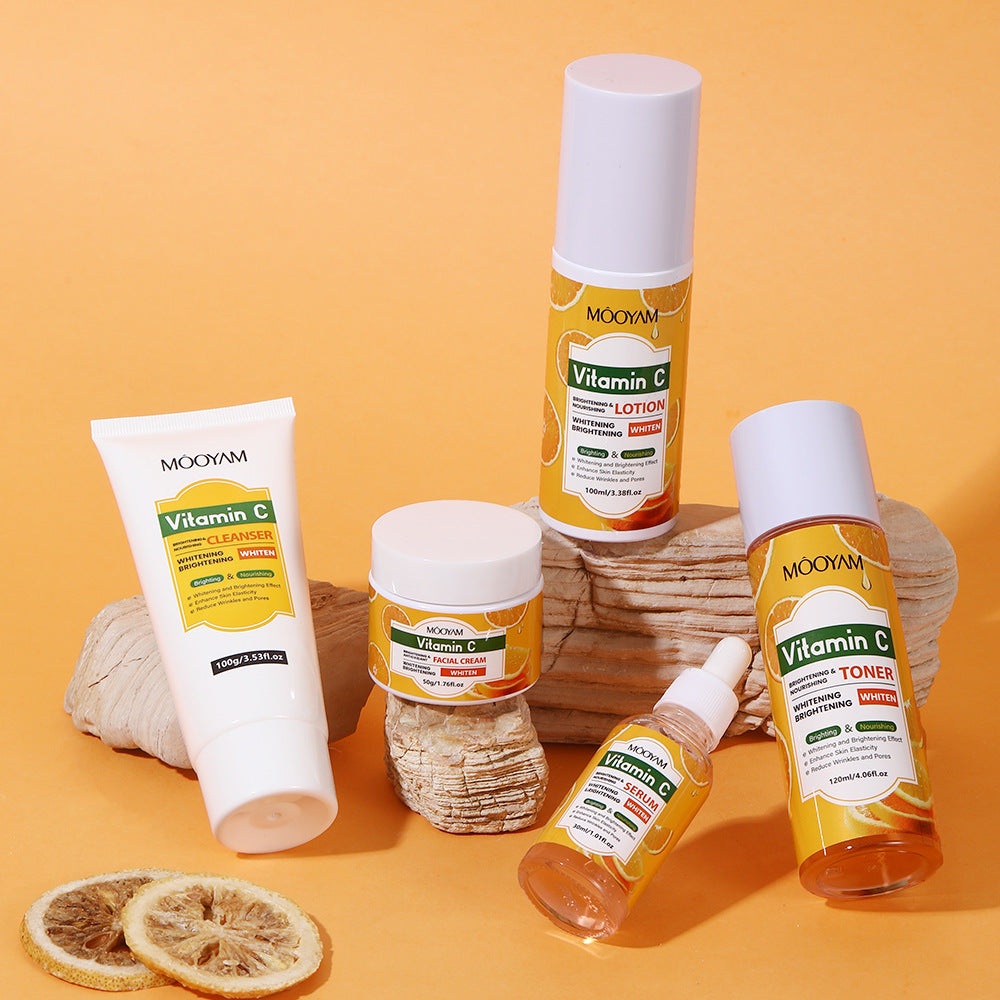 Cross-border VC moisturizing set set of moisturizing water essence lotion essence cream and cleansing milk to brighten the skin and radiate the skin